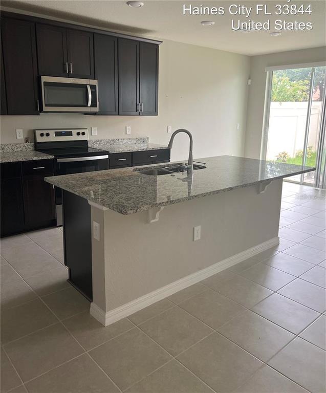 Foto del edificio - 3072 Cassidy Ln