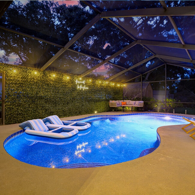 Foto del edificio - 2239 Wells Ave