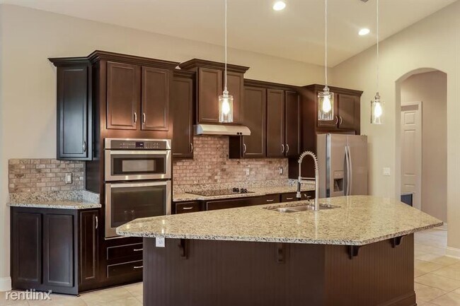 Building Photo - 4 br, 3 bath House - 189 Quail Creek Circle