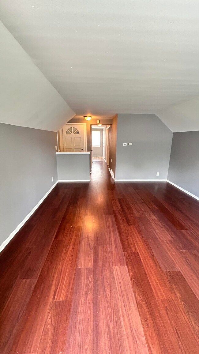 Foto del edificio - 5747 N 93rd St