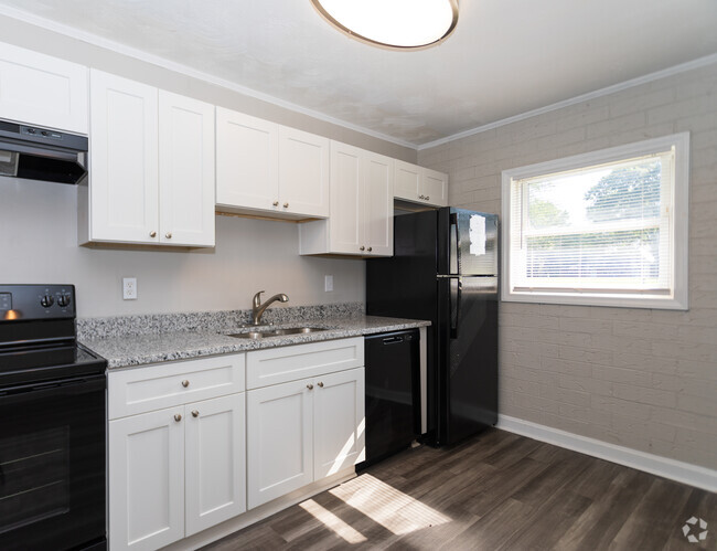 2BR,1BA - Ridgewood Oaks