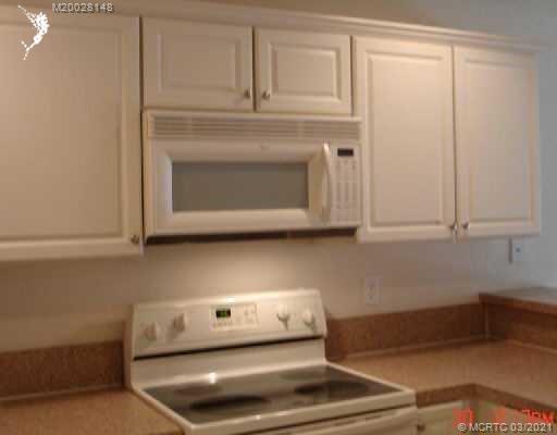 Building Photo - 2788 SE Birmingham Dr