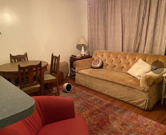 Foto del edificio - 1772A Pacific St