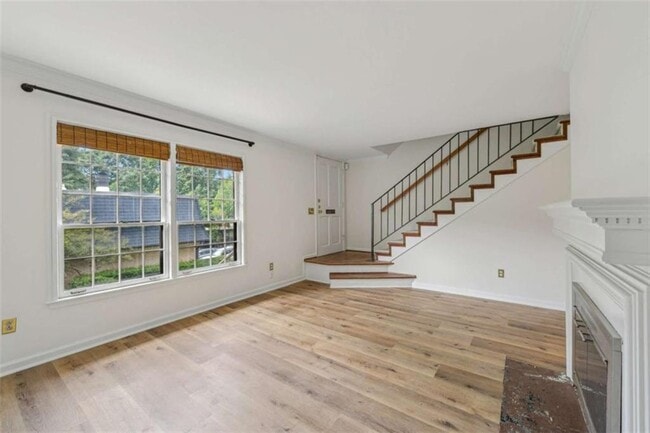 Building Photo - 98 La Rue Pl NW