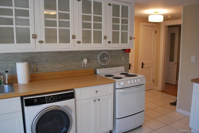 Foto del edificio - 35 Oakland Ave