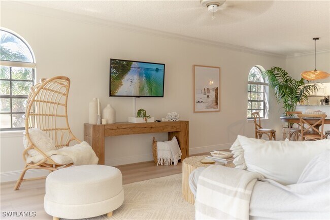 Foto del edificio - 265 Deerwood Cir