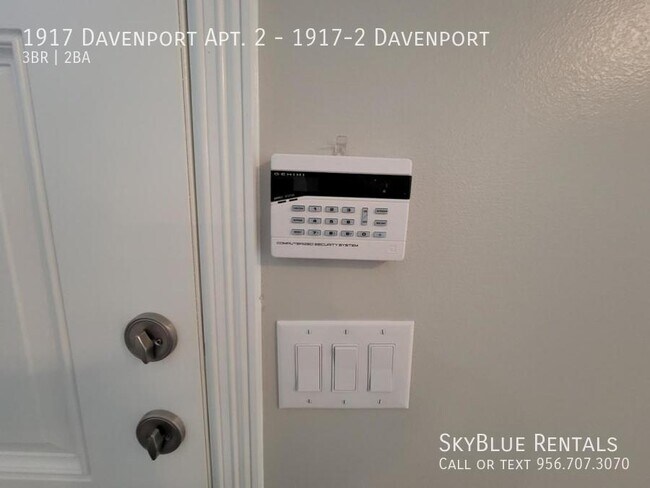 Foto del edificio - 1917 Davenport St