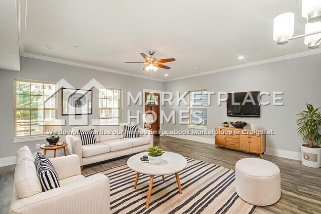 Foto del edificio - 151 Laurel Way