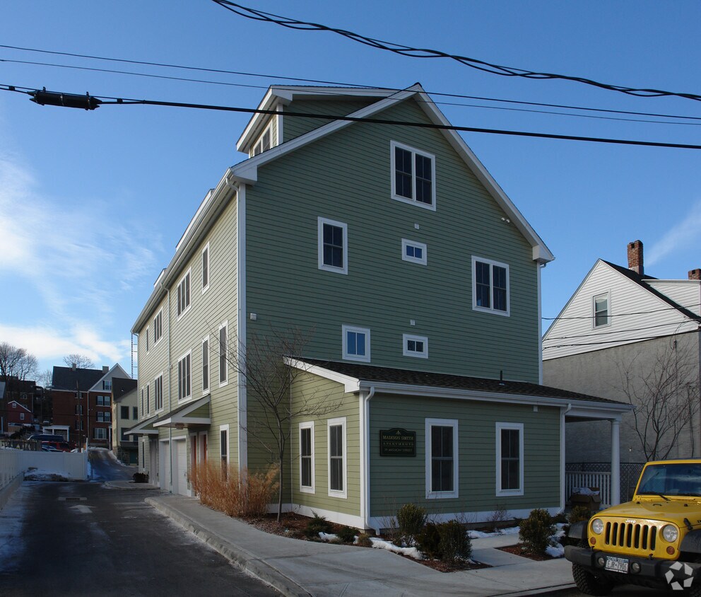 Building Photo - Madison Smith