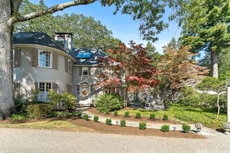 Building Photo - 2 Phillips Pond Rd