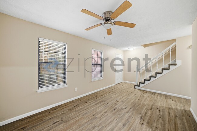 Foto del edificio - 5893 N Castlegate Dr