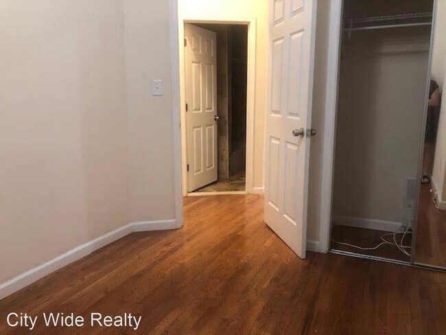 Foto del edificio - 3 br, 1 bath House - 532 South 52nd Street