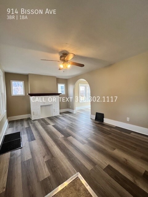 Building Photo - Three bedroom home for rent - Akron
