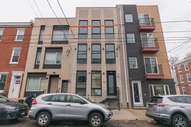 Building Photo - 1236 N 5th St