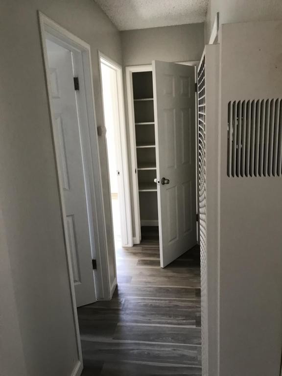 Foto del edificio - 7726 Brentwood Drive