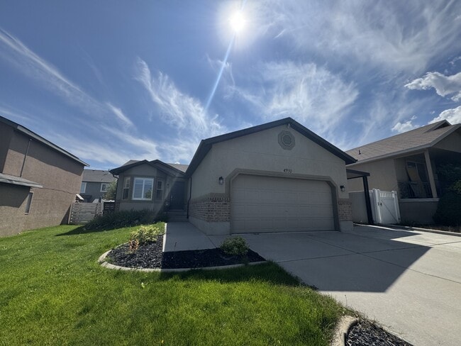 Foto del edificio - 4931 W Berry Creek Dr