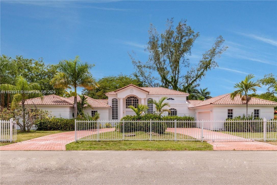 Foto principal - 18420 SW 77th Ct