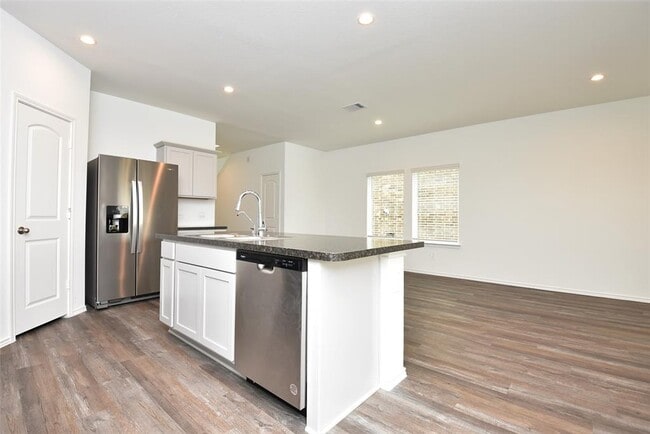 Building Photo - 24311 Saddlestone Green Dr