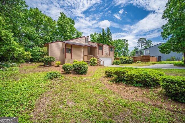 Foto del edificio - 4551 Parkcrest Ct NE