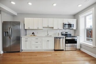 Building Photo - 2827 W Girard Ave
