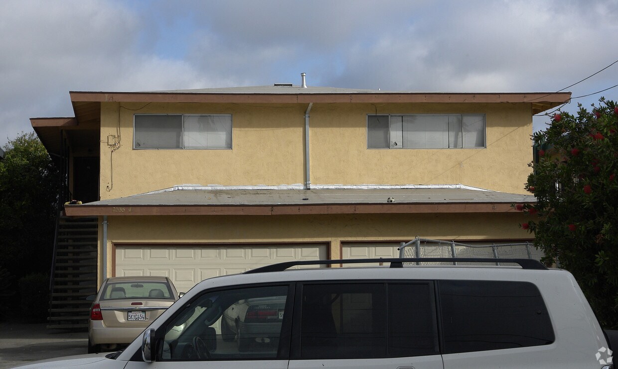Foto del edificio - 2335-2341 92nd Ave