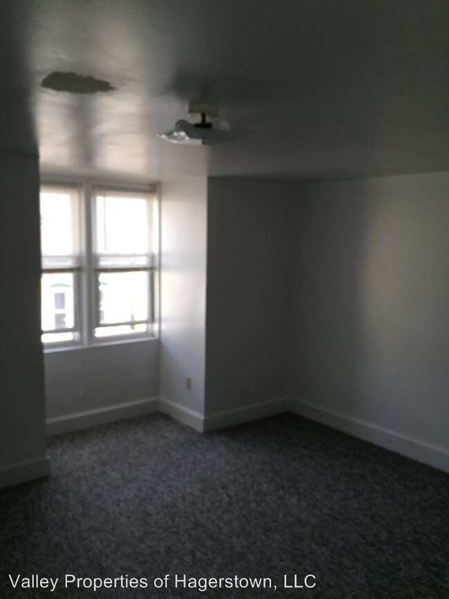 Foto del edificio - 221 Summit Ave