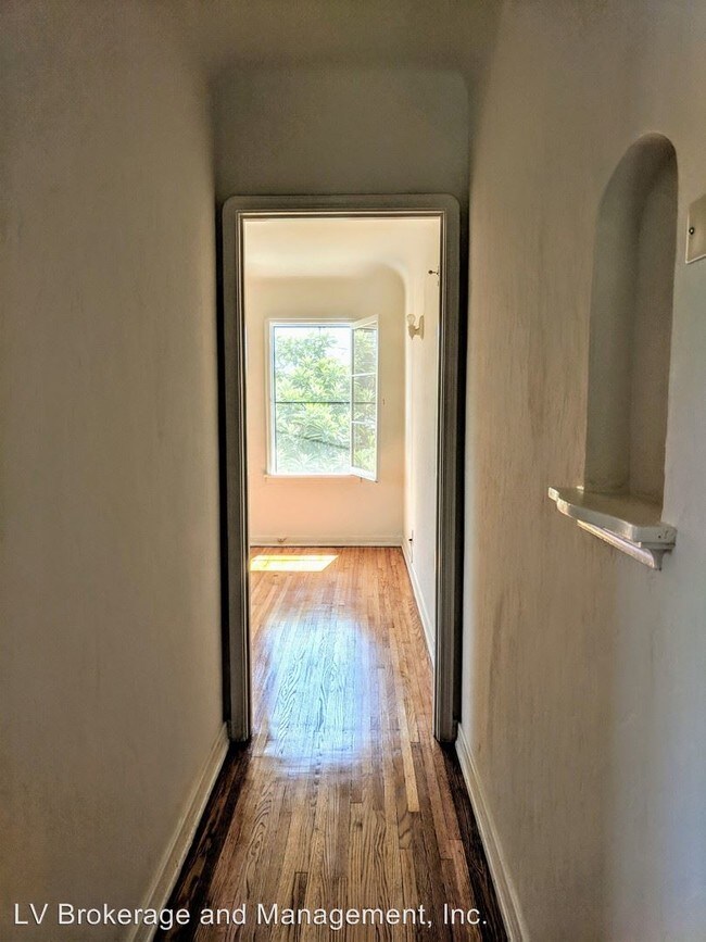 Building Photo - 2 br, 1 bath House - 3420 Orange Ave.