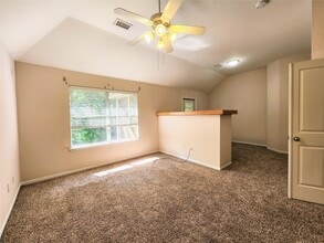 Building Photo - 11 Cider Mill Ct