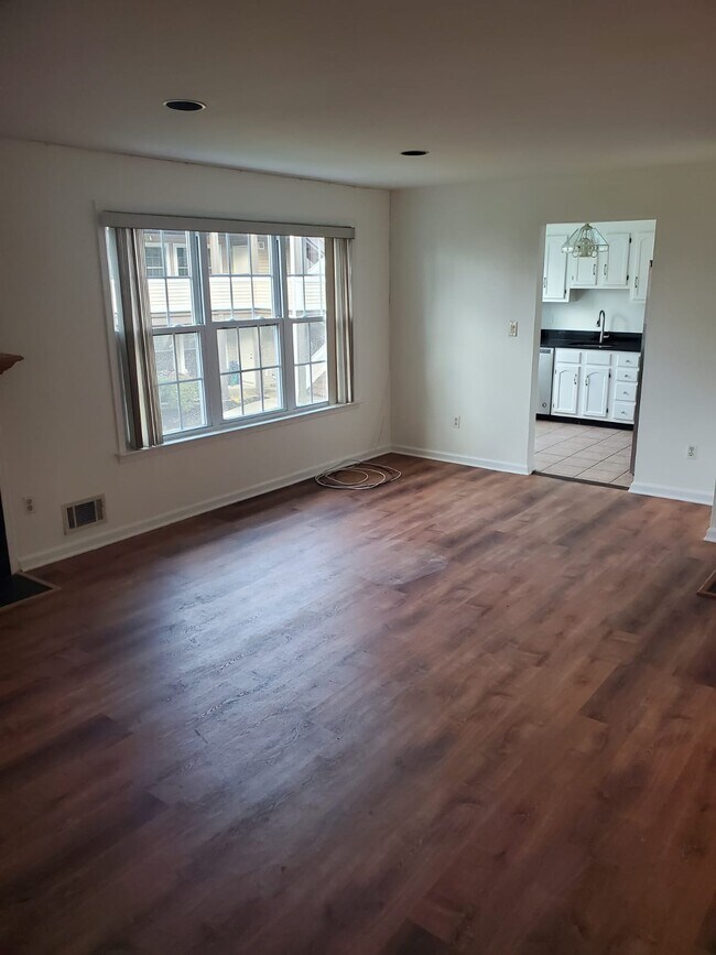 Foto del edificio - 551 Clubhouse Ct