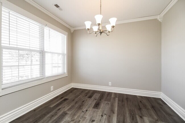 Building Photo - 5049 Cornelius Dr