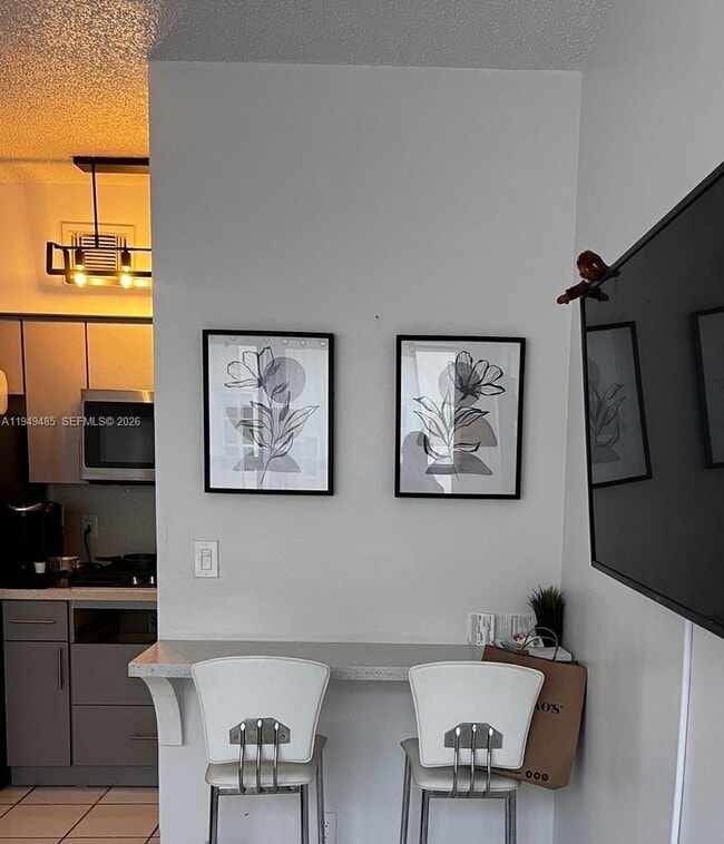 Building Photo - 1320 Drexel Ave