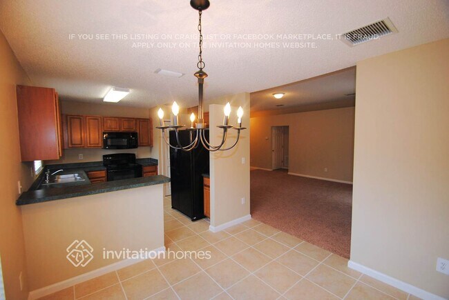 Foto del edificio - 491 Basking Ridge Ct