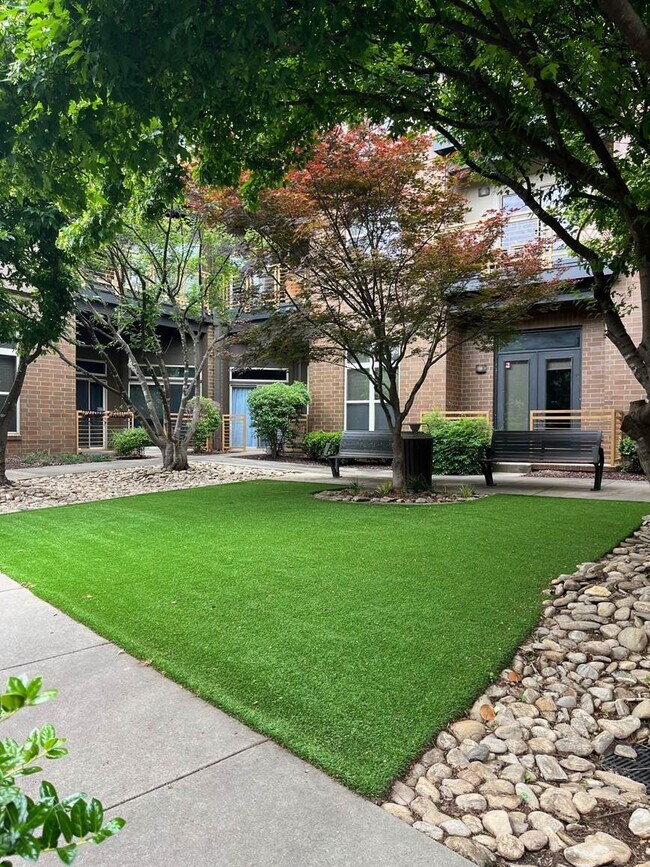 Foto del edificio - Elizabeth Square Apartments