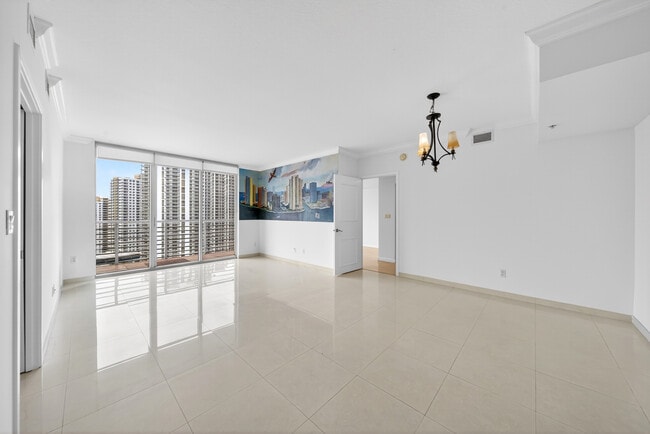 Photo - 325 S Biscayne Blvd (Miami, FL) Townhome