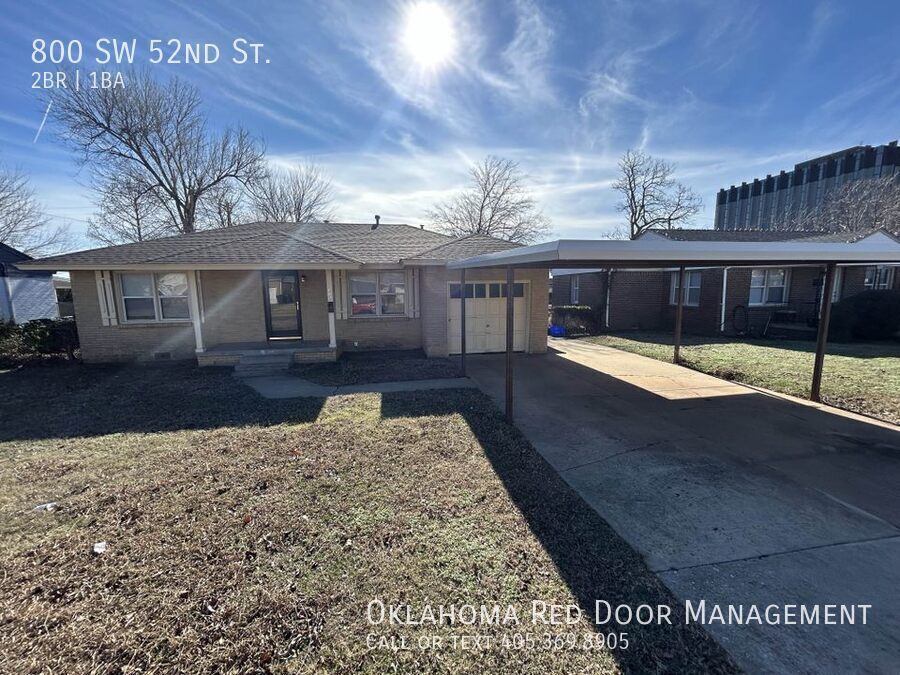 Primary Photo - 800 SW 52nd St
