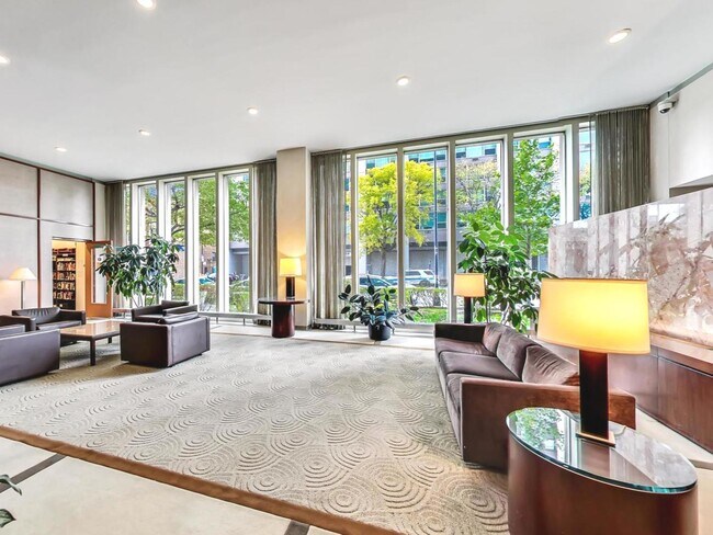 Foto del edificio - 3550 N Lake Shore Dr