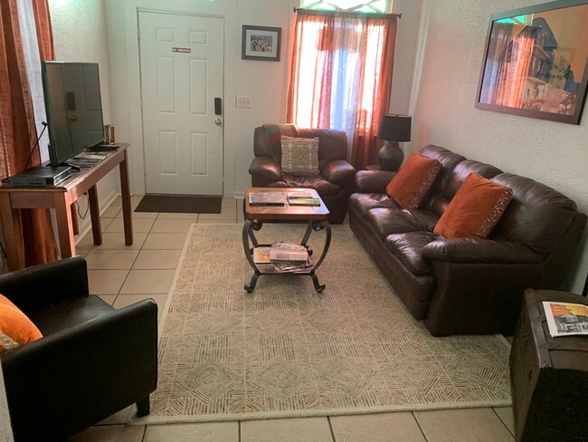 Photo - 2513 Palmyra St House