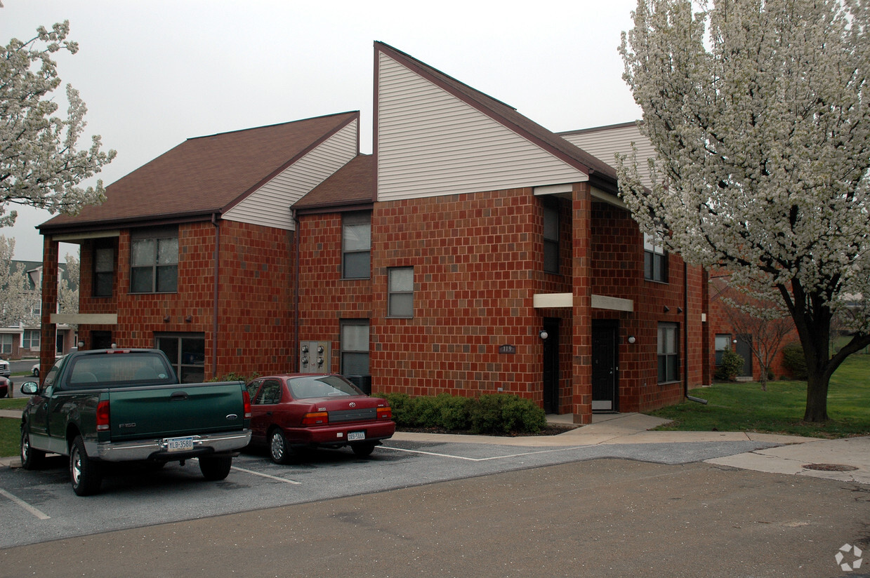 Foto del edificio - Oak Bottom Village