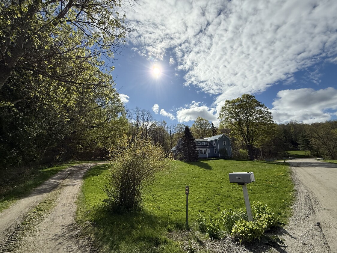 Foto principal - 1003 Osgood Hill Rd