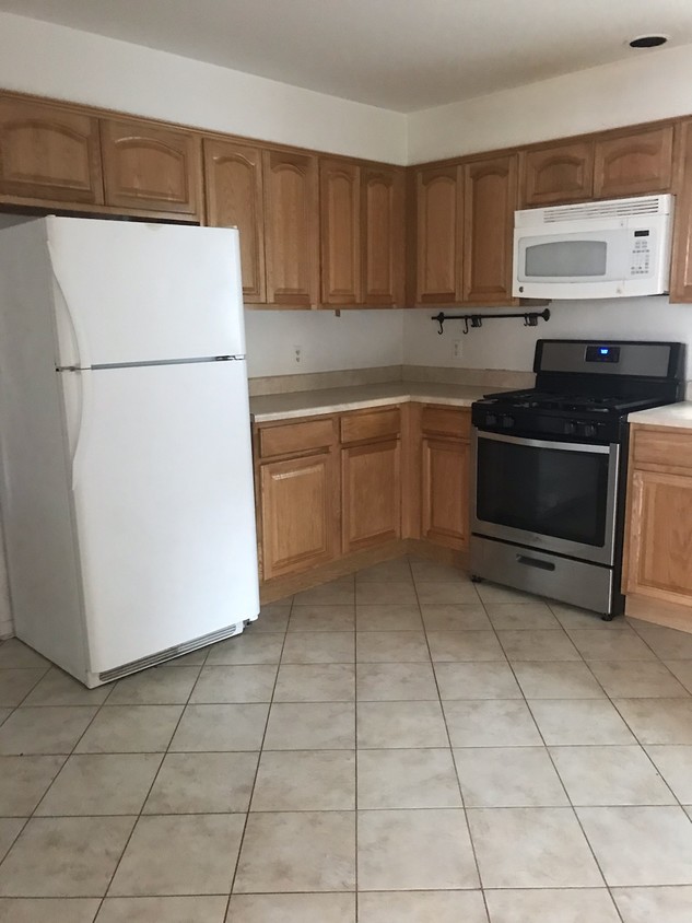 Primary Photo - 221 Washington Pl