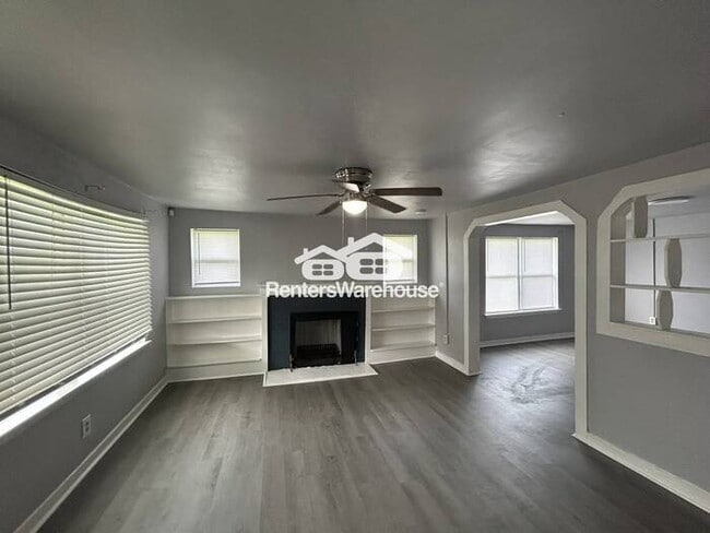 Building Photo - Charming 3 bedroom 1 bath home
