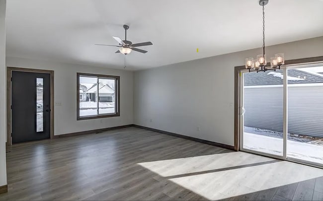 Building Photo - 2293 Carlone St