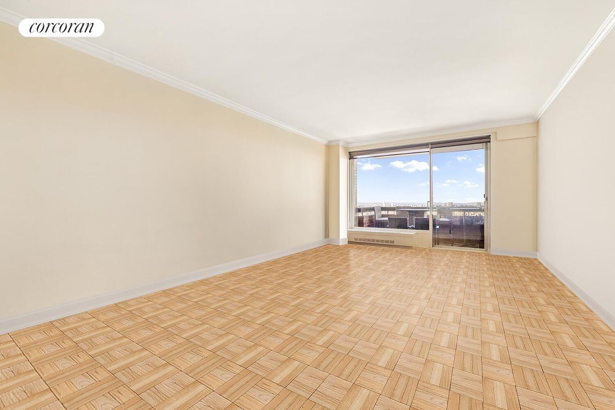 Foto principal - 45 E 89th St