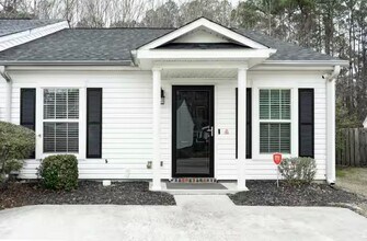 Building Photo - 7038 Reagan Cir