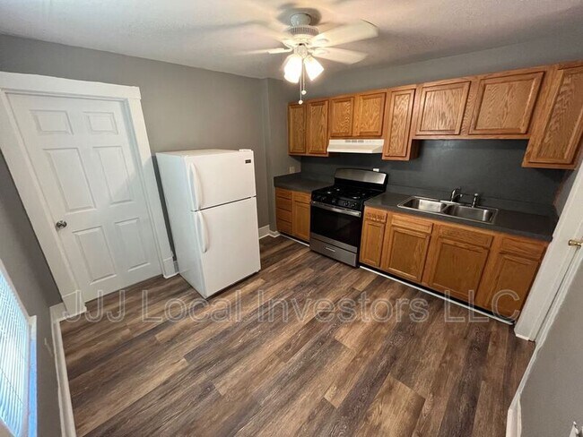 Photo - 1125 Lincoln Ave Apartment