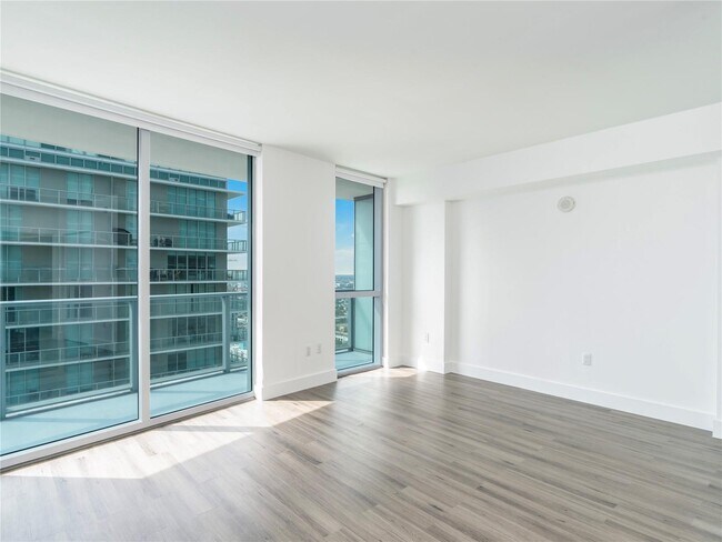 Foto del edificio - 1100 S Miami Ave