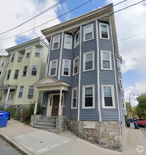 Building Photo - 19 Bucknam St