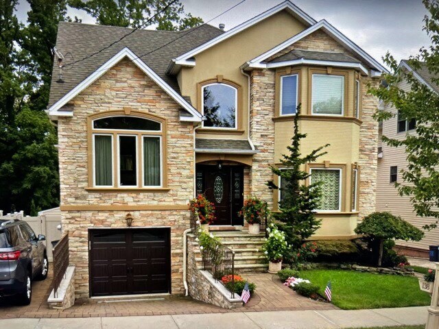 Foto principal - 683 Downes Ave
