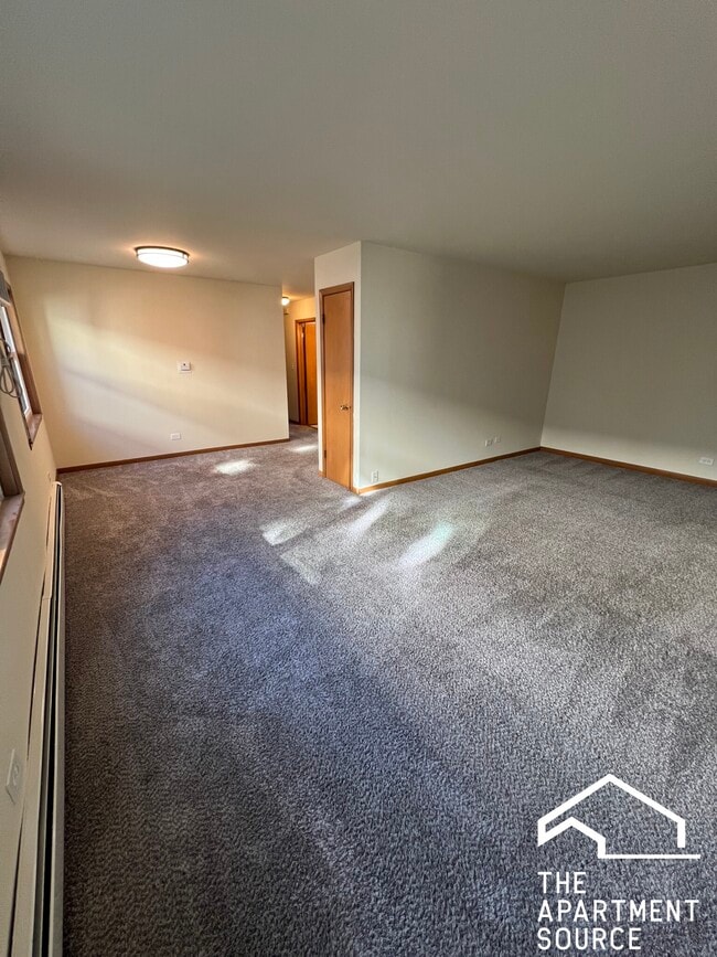 Building Photo - 328 Marengo Ave