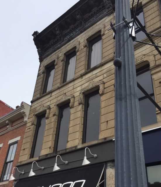 Building Photo - 10 1/2 N Sandusky St